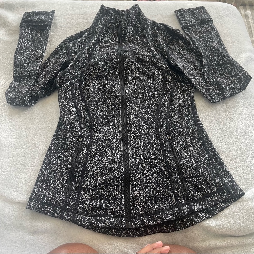 Lululemon Athletica define jacket